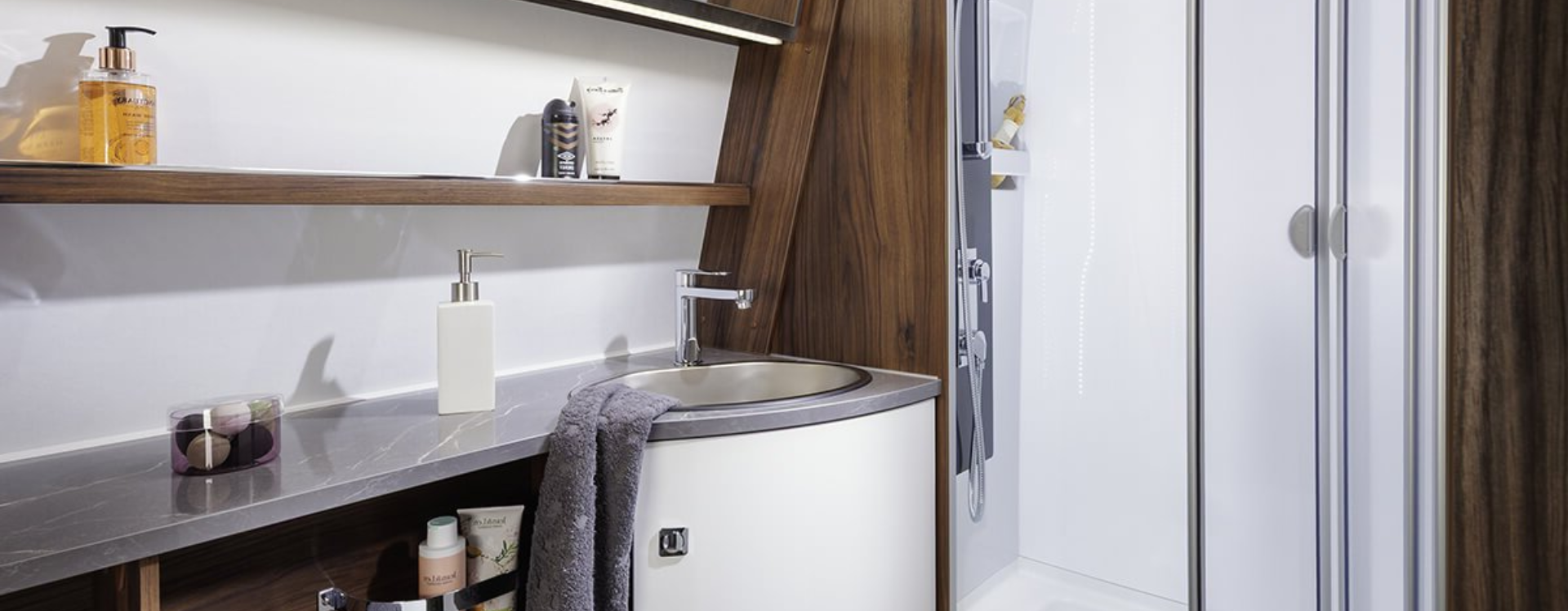 Van den Elzen caravans