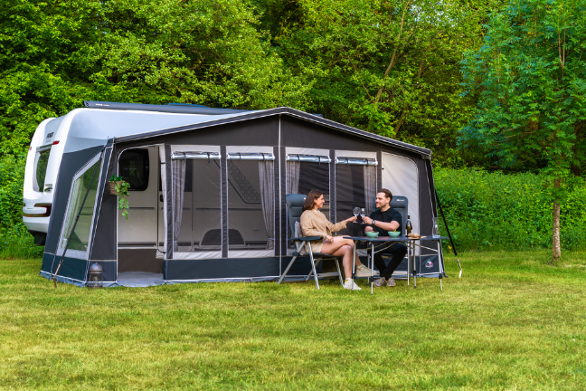 Waarom kiezen voor een caravan voortent?