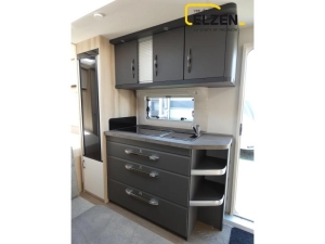Hobby De Luxe 540 KMFE Model 2025, incl. opties