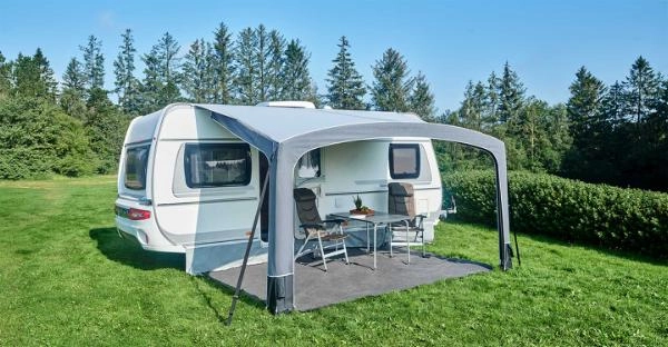 Isabella Ventura Sol Zonneluifel